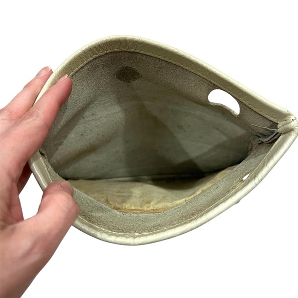 Vintage Mid Century Beige Leather Clutch Purse Antler Tusk Bone Toggle Closure